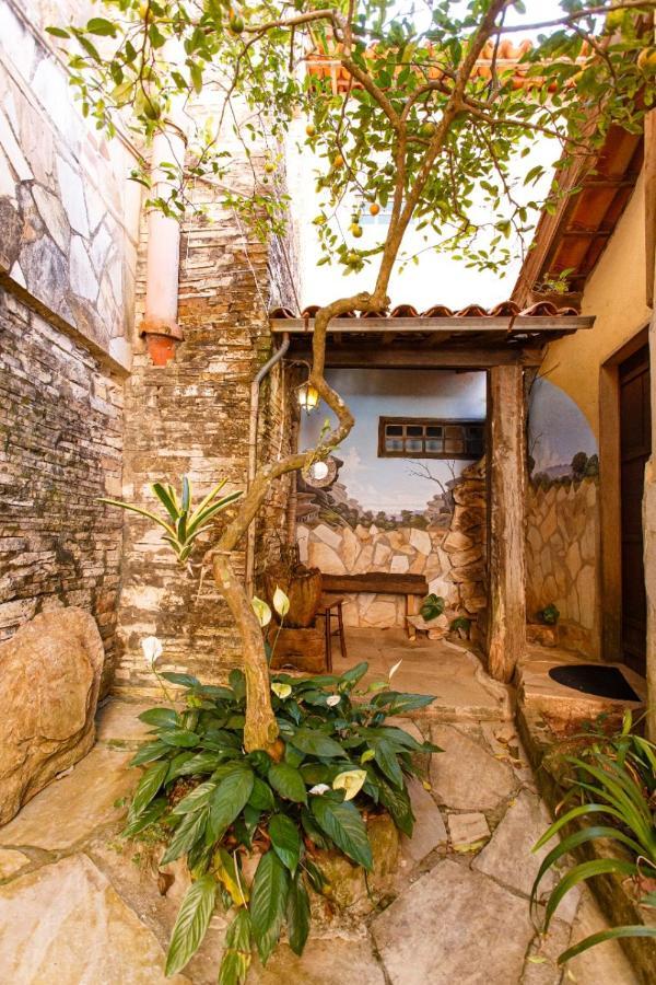 Chale De Pedra - Hospedaria Сан-Томе-дас-Летрас Экстерьер фото