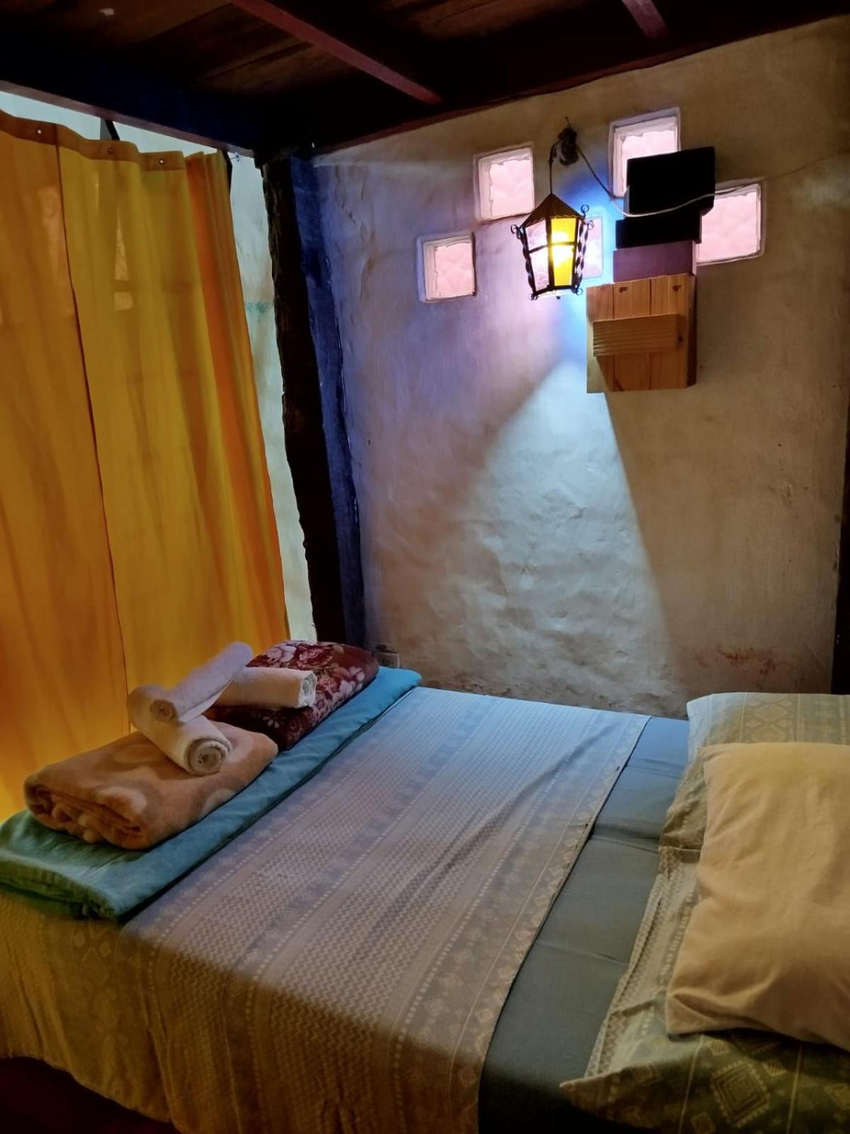 Chale De Pedra - Hospedaria Сан-Томе-дас-Летрас Экстерьер фото